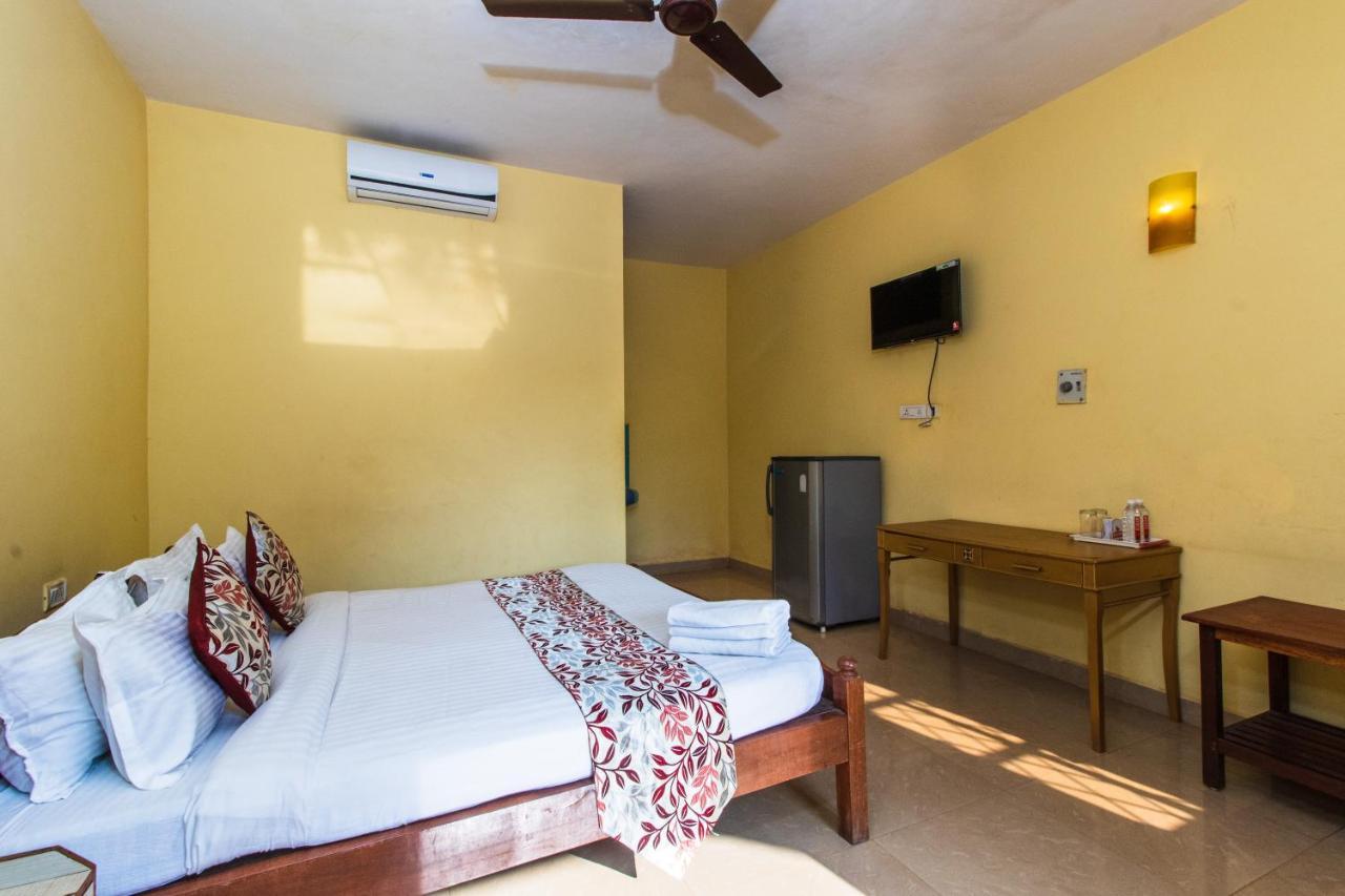 Larios Beach Holidays Resort Baga Extérieur photo