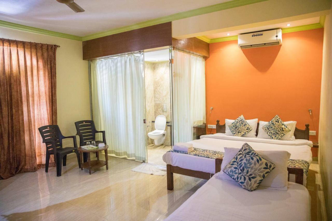 Larios Beach Holidays Resort Baga Extérieur photo